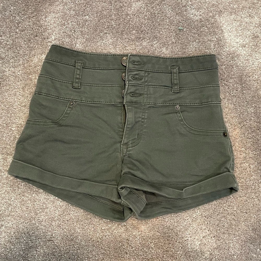 Mossimo green shorts - Picture 2 of 3